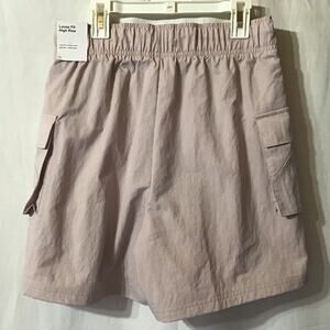 NWT Nike Sportswear Essential Woven High-Rise Cargo Shorts Small
